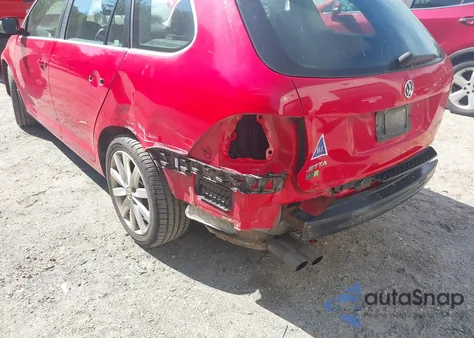 2013 Volkswagen Jetta Sportwagen 2.5L Se from USA, damaged, VIN 3VWPP7AJ5DM689141